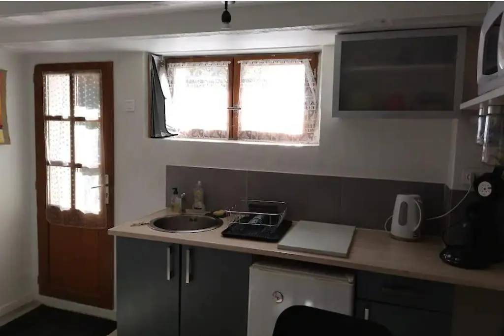 Meuble D'Affaires Et De Tourisme Apartment Aurillac