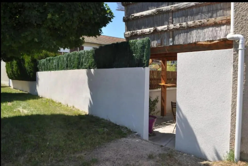 Meuble D'Affaires Et De Tourisme Apartment Aurillac France